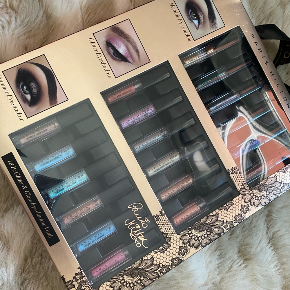 Paris Hilton glitter and glow eyeshadow vault